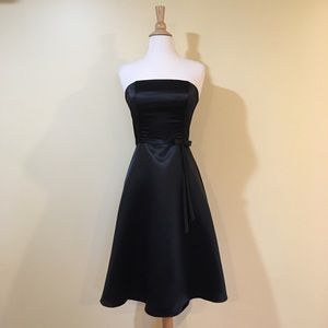 Strapless Satin A Line Formal Black Dress